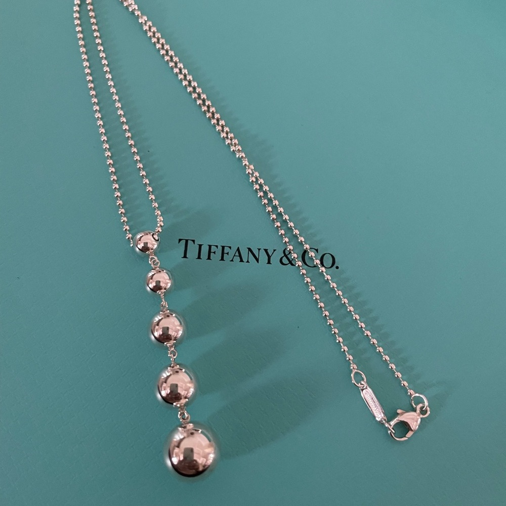 Tiffany & Co necklace‎